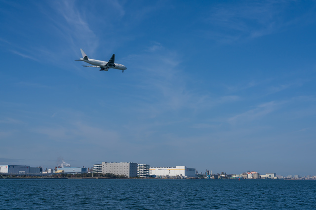 空港　着陸